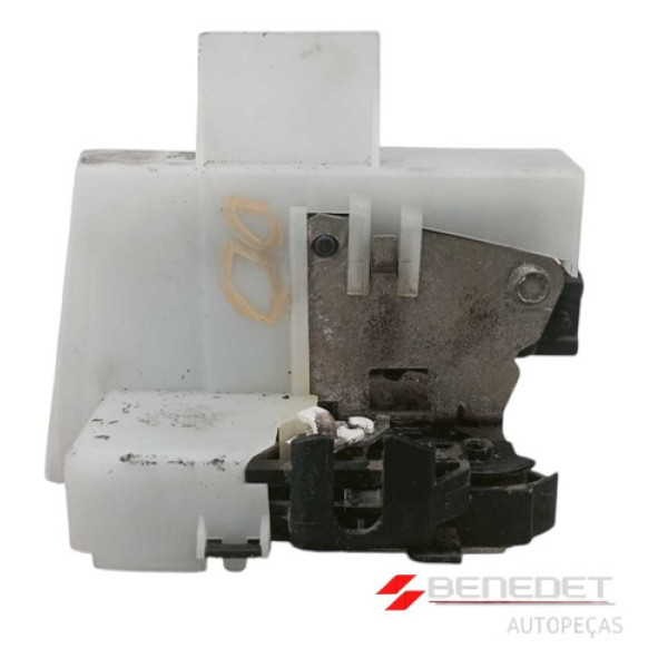 Fechadura Porta Dianteira Direita Renault Megane 98 A 2005