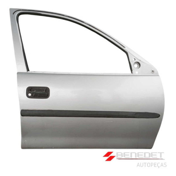 Porta Dianteira Direita Gm Corsa Classic Hatch Wagon