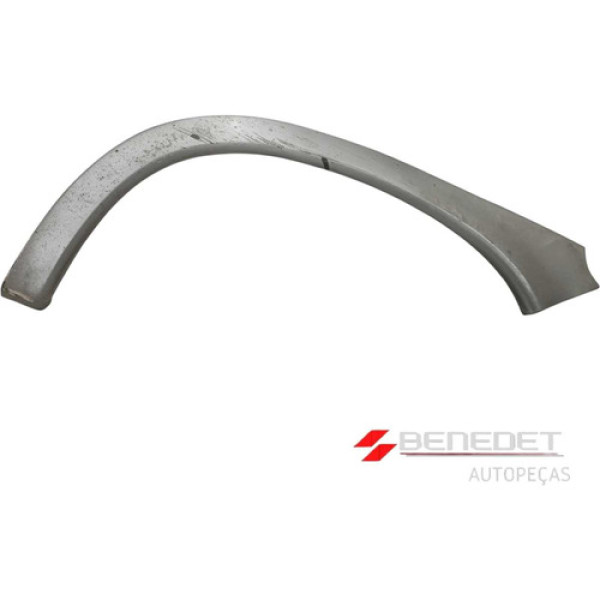 Moldura Paralama Traseiro Esquerdo Gm Corsa Wind 2 Portas