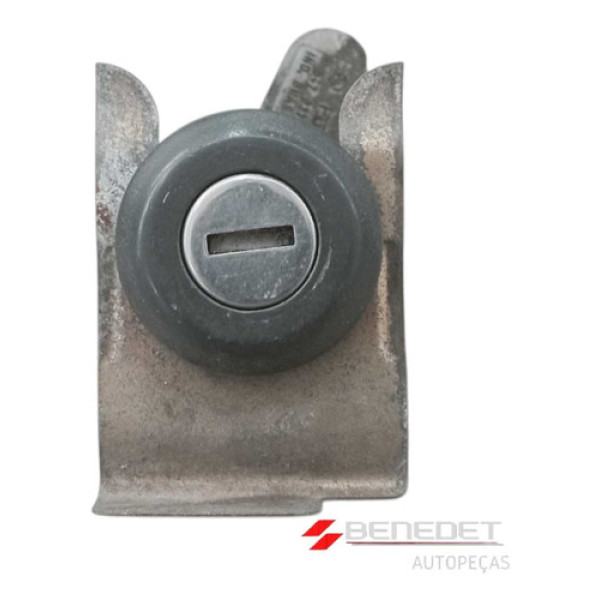 Cilindro Miolo Chave Porta Direita Vw Pointer Logus