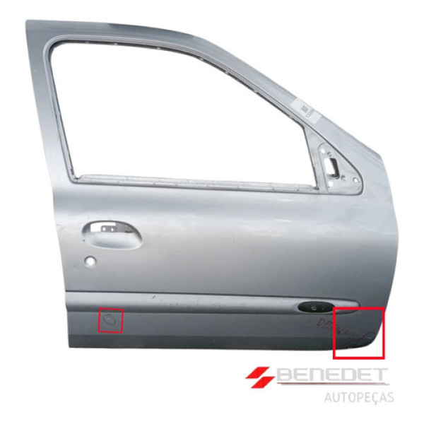 Porta Dianteira Direita Renault Clio 2000 A 12 C/detalhes
