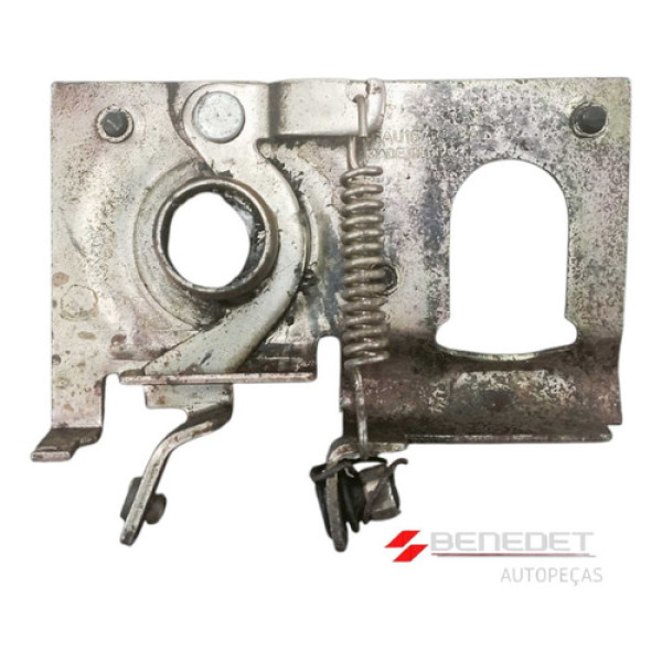 Fechadura Inferior Do Capo Vw Apollo Ford Verona Escort