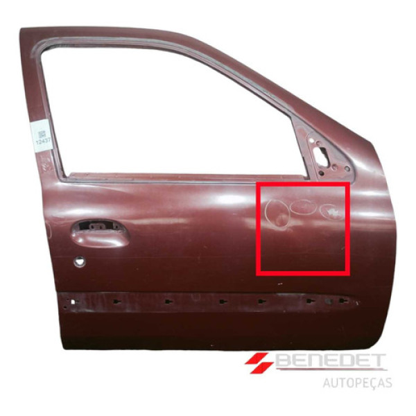 Porta Dianteira Direita Clio 4 Portas 2000 A 2012 C/detalhes