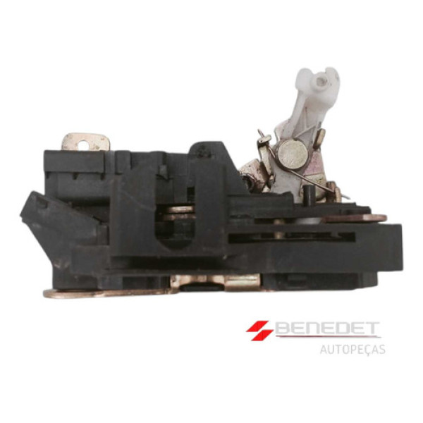 Fechadura Da Porta Dianteira Lado Esquerdo Renault Clio