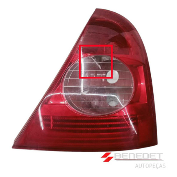 Lanterna Traseira Direita Clio Hatch 04 A 12 C/ Detalhes