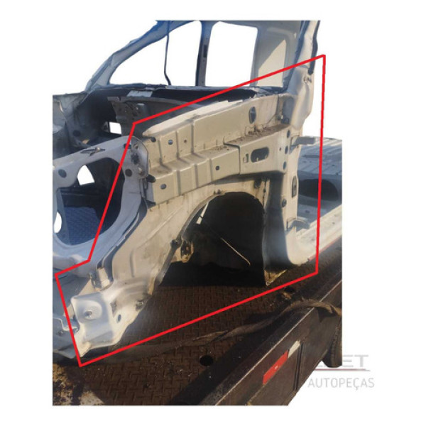 Recorte Caixa De Roda Esquerda Renault Kangoo 2008 A 2018