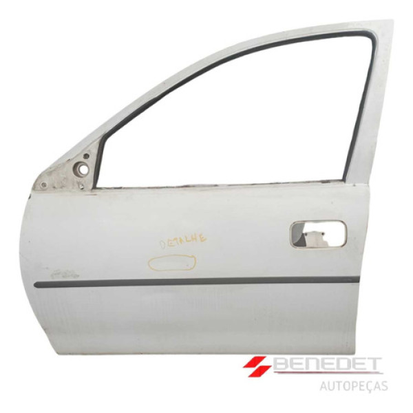 Porta Dianteira Esquerda C/detalhes Gm Corsa 1994 A 2010