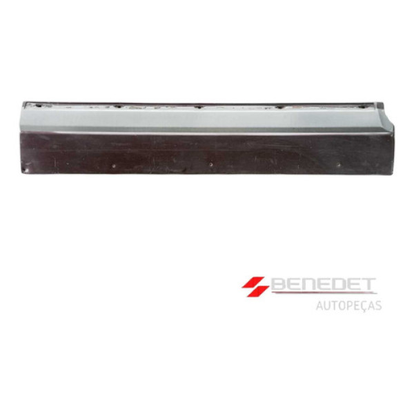 Friso Aplique Porta Direita Vw Apollo Gls C/ Detalhes